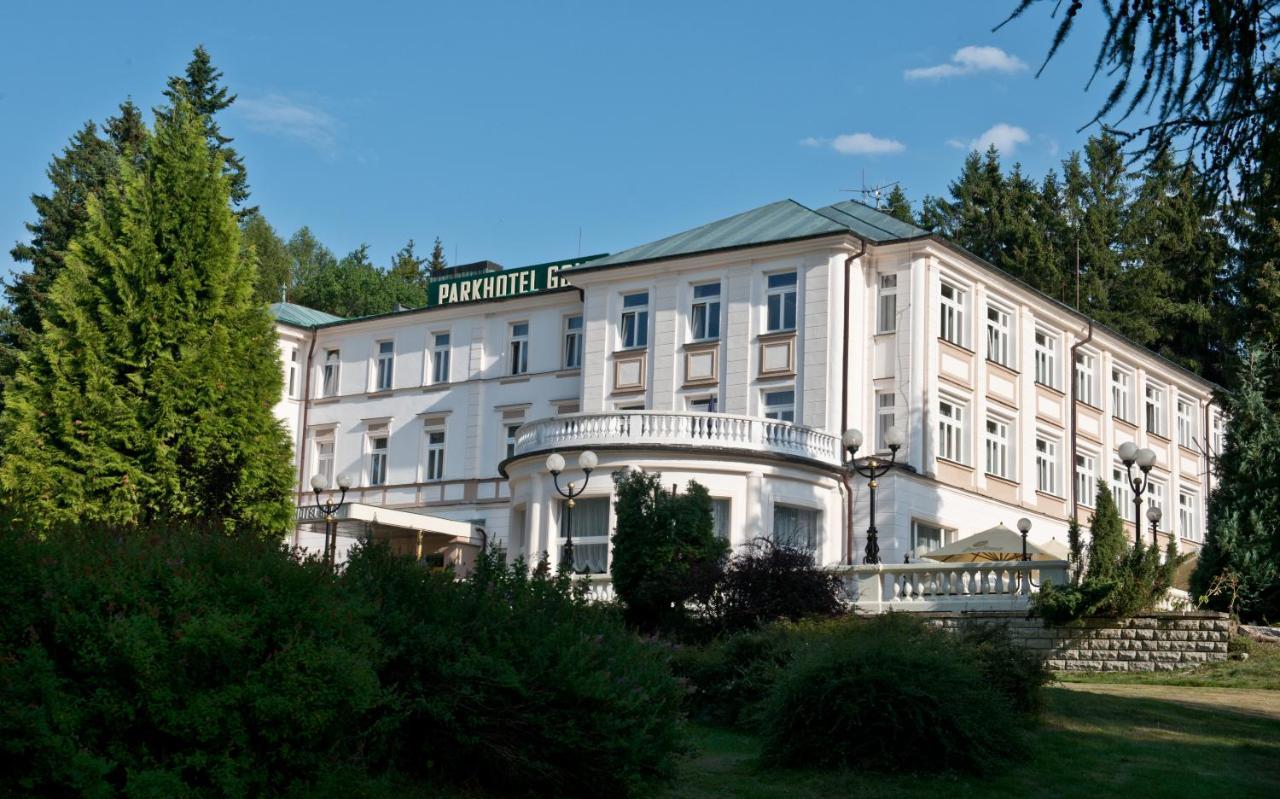 Parkhotel Golf Marianske Lazne Exterior photo