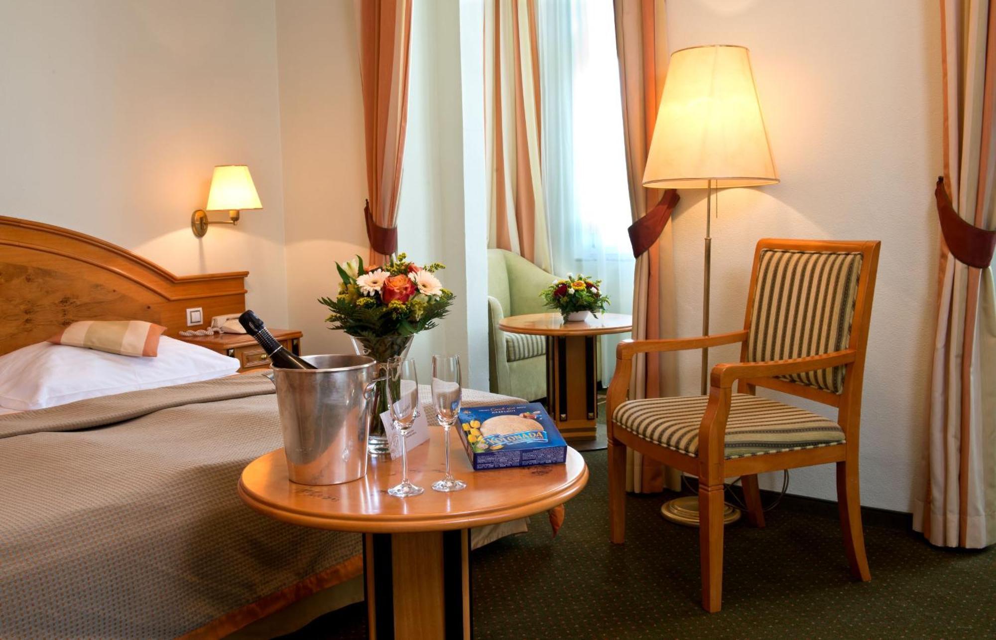 Parkhotel Golf Marianske Lazne Exterior photo
